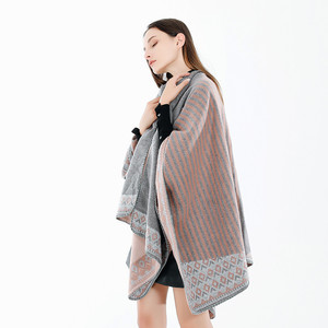 Mujer 2020 nueva llegada de invierno lana sensación engrosamiento geométrica estola impresión cálido chal capas - Product Image 4