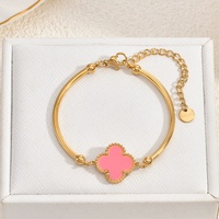 Bracelet en acier inoxydable plaqué or 18 carats de luxe classique avec trèfle à quatre feuilles et coquille blanche pour femme, cadeau de bijoux certifié