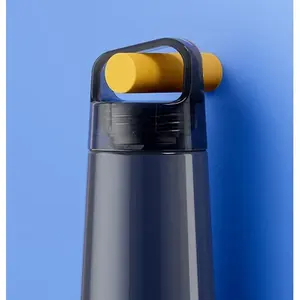 Bottiglia d'acqua Splash0 in RPET, merchandising sostenibile - Product Image 2