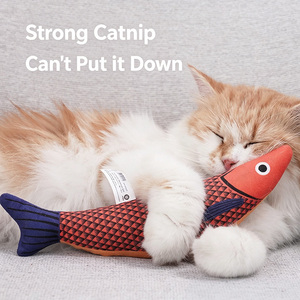 Jouet en peluche anti-déchirure en forme de poisson avec herbe à chat intégrée, boîte à son intégrée, poupée à mâcher pour le nettoyage des dents, accessoire de divertissement pour l'autogame - Product Image 1