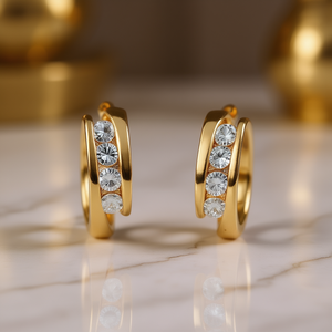 Orecchini E2668 in Oro con Diamanti, Classici Rotondi Taglio Brillante, Colore G, Diamanti Naturali, Gioielli per Uso Quotidiano - Product Image 2