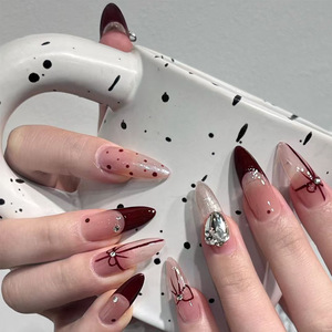 Ongles artificiels personnalisés haut de gamme, exquis et faits à la main, conçus selon vos spécifications, disponibles dans tous les styles - Product Image 5