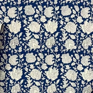 ผ้าปูที่นอนผ้าฝ้ายแท้100% หรูหราขนาดคิงไซส์พิมพ์ลายดอกไม้สีน้ำเงินชุดเครื่องนอน90*108นิ้วเป็นมิตรกับสิ่งแวดล้อม - Product Image 5