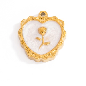 Pendentif rétro DIY en acier inoxydable plaqué or 18 carats, accessoire unique pour la mode féminine, bijoux en acier inoxydable - Product Image 5