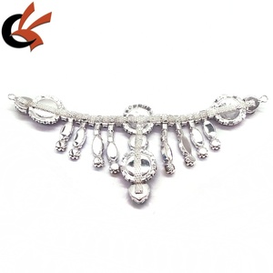 Connettore per abito carnevale <span class=keywords><strong>con</strong></span> strass applique connettore per Bikini in cristallo - Product Image 4