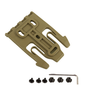 Kit de Montaje de Horquilla y Placa Receptora con Bloqueo de Liberación Rápida para Accesorios Modulares de Exterior y Sistema de Transporte Seguro - Product Image 1