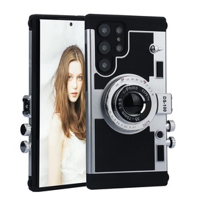 <span class=keywords><strong>Coque</strong></span> de téléphone Emily in <span class=keywords><strong>Paris</strong></span> pour Samsung Galaxy S22/S22+/S22U, étui de protection pour appareil photo vintage 3D avec lanière amovible - Product Image 1