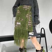 Écharpe longue en laine à carreaux pour femme, automne-hiver, épaissie, douce, châle en plumes, à franges, haut de gamme, polyvalente, chaude, respirante, pour usage quotidien