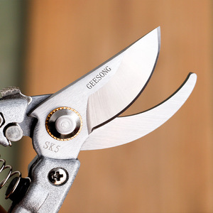 Basil Pruning Shears 20.5cm Alloy Steel Blade Red Handle For Fruit <b>Tree</b> Trimming - Product Image 2