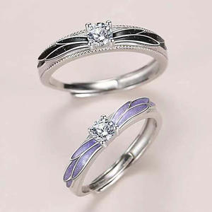 Bague de fiançailles pour femme F1053 Wings Design avec zircone cubique de laboratoire, sertie de pierres rondes, bagues tendance - Product Image 1