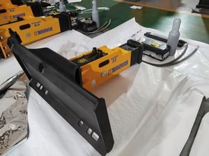 Soosan Merk Glijdende Plaatkop + Sb35 Stille Hamer, Voor Lader - Product Image 2