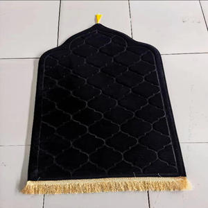 Embossed <strong>Turkish</strong> Modern Cushioned, Dubai Foldable Muslim Fluffy Prayer Mat Portable Prayer <strong>Rugs</strong> Mats for Muslim/ - Product Image 6