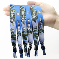 Bracelets tissés en tissu satiné de soie de haute qualité avec logo personnalisé pour événements et festivals de musique