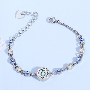 Bracelet diffuseur d'huiles essentielles pour femme en acier inoxydable, pavé de zircone cubique |   Répulsif anti-moustiques aromathérapeutique pour fêtes - Product Image 6