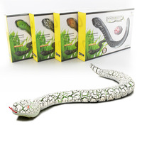 Niños novedad electrónica simulación realista IR infrarrojo Control remoto serpiente de cascabel Rc serpiente juguetes regalo de cumpleaños
