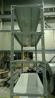 Rayonnage en acier à angle robuste sur mesure, capacité de 150 kg par étagère, pour le stockage de marchandises longues