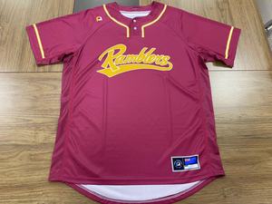 Vente en gros de t-shirts PURE à col en V personnalisés, 2 boutons, impression classique par sublimation, chemises en jersey de baseball boutonnées, tenues uniformes - Product Image 4