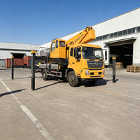 Plateforme de travail aérienne montée sur camion JIUBANG 45m, charge utile de la plateforme 400 kg, portée de travail 27m, rotation continue de la plateforme à 360°