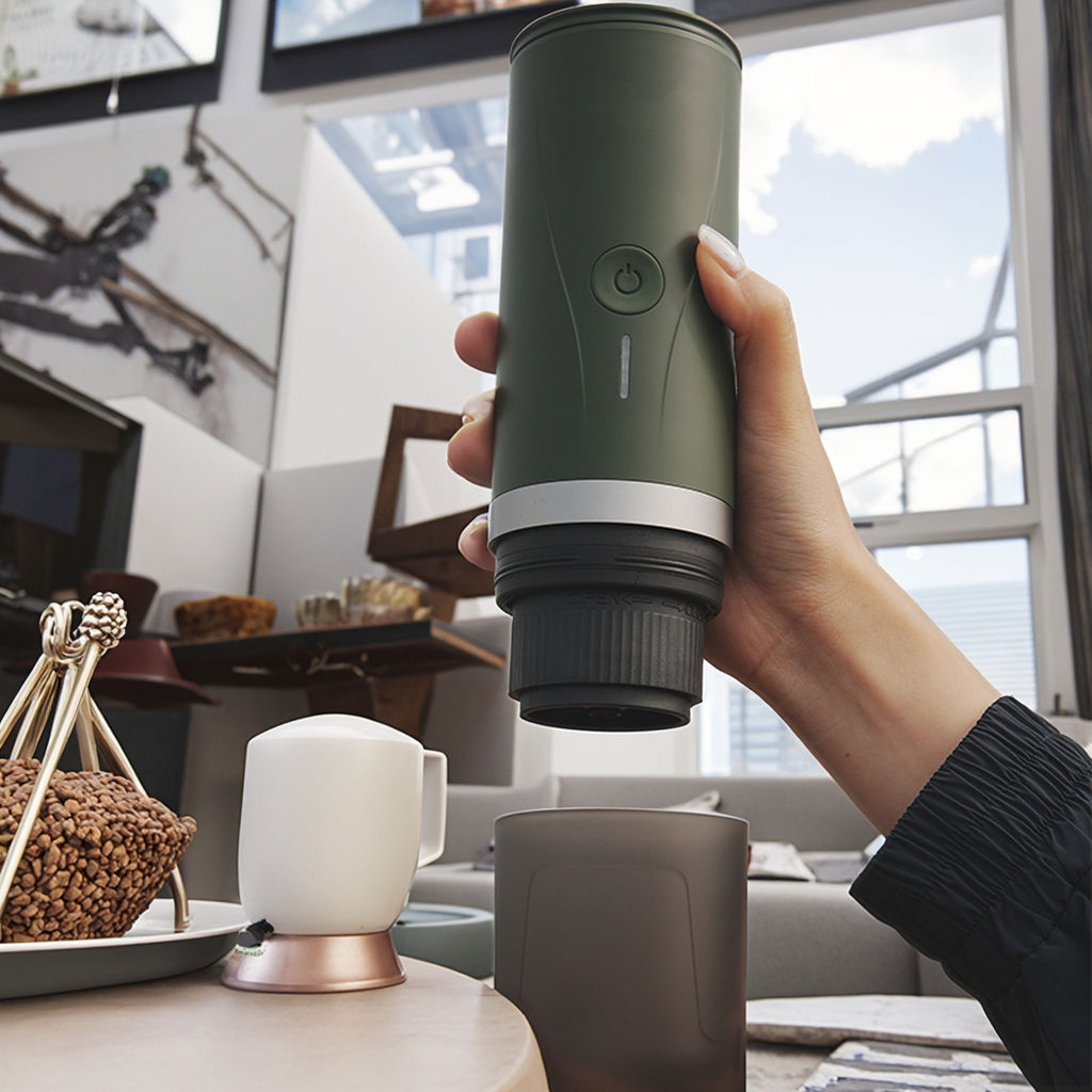 สีเขียวป่า