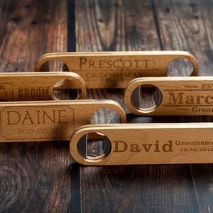 Abridor de Botellas de Madera Personalizado para Recuerdos de Boda, Regalos del Día del Padre, Regalos para Padrinos de Boda, Herramienta de Bar Personalizada, Abridor de Cerveza Rústico - Product Image 3
