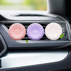 Accessoires d'intérieur : Désodorisant de voiture au parfum de musc, moule en silicone en forme de pétale, tablette aromathérapie en PVC, parfum solide naturel pour voiture - Product Image 5