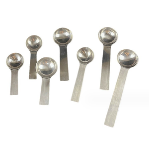 Juego de 5 piezas de cucharas y tazas medidoras de acero inoxidable DFM1520 para cocina, repostería y especias, con báscula y clip, para café - Product Image 5