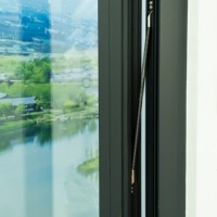 Fenêtres en PVC de haute qualité pour maisons Fenêtre en PVC à battant insonorisé