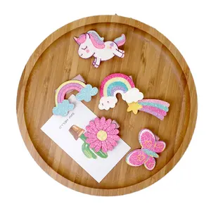 Schattige Kleurrijke Haaraccessoires Glanzende Pailletten Regenboog Eenhoorn Ontwerp Haarclips Kids Duckbill Hairgrip