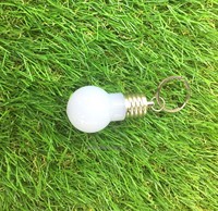 Porte-clés led éclairage Mini ampoule LED porte-clés éclairer bonbons lampe de poche lampe pendentif clé pour noël vacances cadeau lampe de nuit
