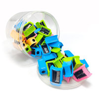 Taille-crayon de couleur monotrou pour enfants Meilleure qualité vente en gros chaude petite papeterie portable taille-crayon personnalisé pour les écoles