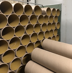 Tube en carton cylindrique premium pour emballage cadeau, impression à chaud dorée personnalisée, emballage rigide pour bougies - Product Image 1