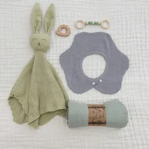 Respirável Recém-nascido 100% algodão Segurança Cobertor orelhas de coelho bebê Musselina swaddle consolador cobertor bebê toalha de banho Bibs Conjuntos