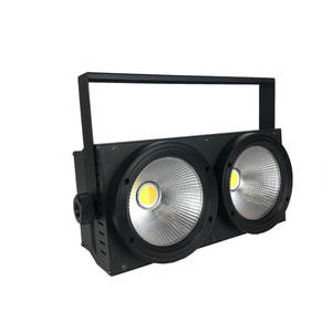 Luz Cegadora LED COB de 200W para Audiencia, Blanco Cálido y Blanco Frío 2 en 1, IP20, Control DMX512, Luz de Matriz de Aluminio para Paisajes y Danza - Product Image 6