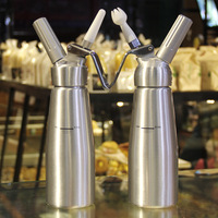 Distributeur professionnel de crème fouet en acier inoxydable pour gâteau/biscuits/thé au lait/cappuccino