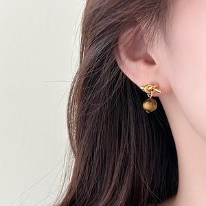 Pendientes de Plata de Ley S925 para Mujer, Diseño Único de Nicho, Versión Coreana, con Piedra de Ojo de Tigre Anudada, Regalos de Oro Premium para Otoño e Invierno - Product Image 2