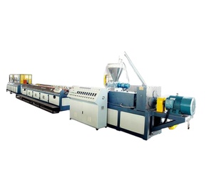 Línea de producción de puerta Wpc/máquina de fabricación de paneles de puerta de madera compuestos de plástico PVC/extrusión de perfil WPC automática - Product Image 1