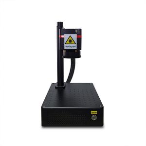 Nouvelle machine de marquage laser à fibre portable de type portique PLT, haute précision, pour marquage sur site de plaques signalétiques et de grands équipements, compatible AI/DWG/DST - Product Image 1