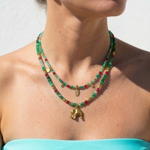 Collier unisexe de plage style bohème, multicolore, perles d'agate verte, pendentif éléphant et fleur, chaîne plaquée or 18 carats, géométrique - Product Image 1