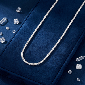 Collier élégant en argent fin plaqué rhodium, style unisexe, pour la mode quotidienne, les fêtes et les occasions spéciales - Product Image 3