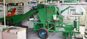 Les moissonneuses utilisent des presses à balles pour ensilage, des presse-rouleaux agricoles pour la gestion du fourrage, de la biomasse, de la paille et des résidus de culture. - Product Image 3
