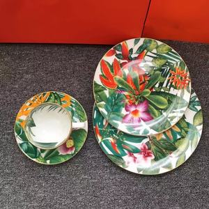 Nueva Fábrica Ofrece Juegos de Vajilla de Lujo de 10 Piezas, Platos, Tazones, Juegos de Vajilla para Mesa de Comedor - Product Image 4