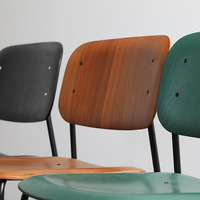 Chaise de salle à manger moderne en bois massif avec pieds en métal noir, chaise d'appoint de style mid-century pour la maison, les restaurants et les cafés