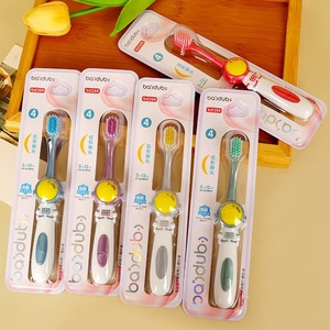 Cepillos de dientes Bright Clean Rain, 4 piezas, cerdas suaves, coloridos, cepillos de dientes manuales para niños a partir de 6 años - Product Image 3