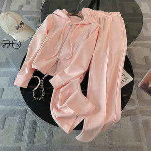 ชุดเซ็ต <span class=keywords><strong>2</strong></span> ชิ้น สไตล์ Y2K สีชมพูอ่อนสำหรับผู้หญิง เสื้อครอปฮู้ดดี้แบบซิป & กางเกงขายาวเอวสูง ชุดลำลองแนวสปอร์ตสตรีทแวร์ - Product Image 1