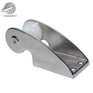 Rodillo de Anclaje de Acero Inoxidable 165x62x72mm con Tornillos para Anclaje de Herrajes Marinos - Product Image 2