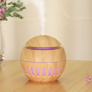 YX-003E Humidifier <b>Wood</b> Grain Design USB Powered Home Bedroom <b>Moisturizer</b> With Blue Night Light - Product Image 3