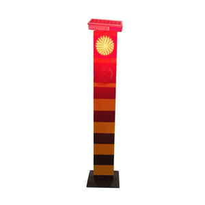 Poteau de signalisation routière à LED réfléchissant solaire, délimiteur de zone de stationnement, poteau de signalisation de sécurité avec une visibilité supérieure à 1000 m, protection IP53 - Product Image 1