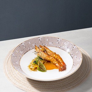Vajilla de Porcelana China P&T para Hoteles de Lujo, Platos Redondos y Tazones con Borde Dorado Mosaico para Comidas Elegantes, Venta al por Mayor Integral - Product Image 5