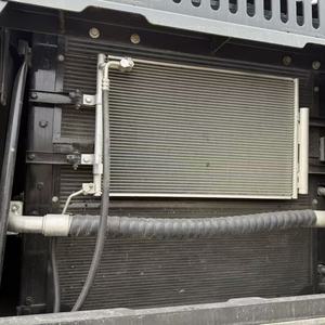 Excavatrice sur chenilles Volvo EC300D EC300E d'occasion, 30 tonnes, à vendre - Product Image 4