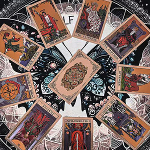 بطاقات تارو مخصصة بالجملة على الطراز الأوروبي، مصنوعة من الورق الممتاز مع طباعة ذهبية مقاومة للماء، تشمل دليل المستخدم - Product Image 5